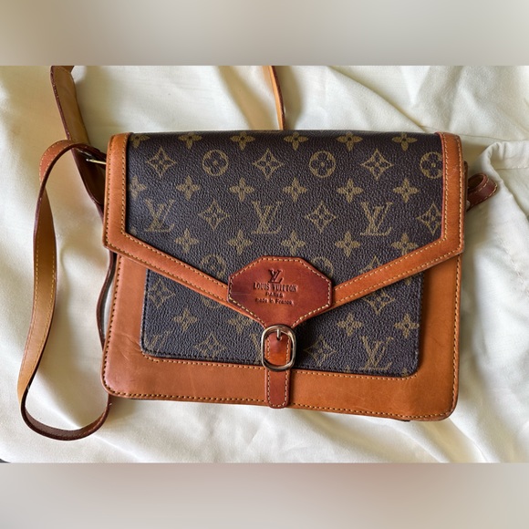 Louis Vuitton, Bags, Louis Vuitton